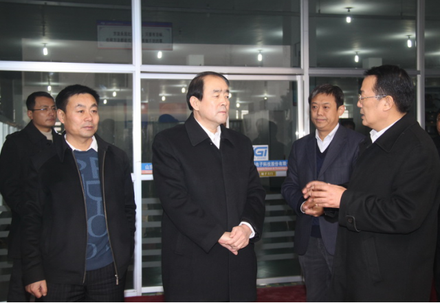 济宁市委书记马平昌到尊龙凯时节能公司莅临视察指导