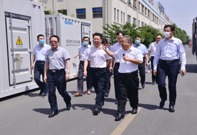 市人大常委会委员张弢带队到尊龙凯时节能公司专题调研